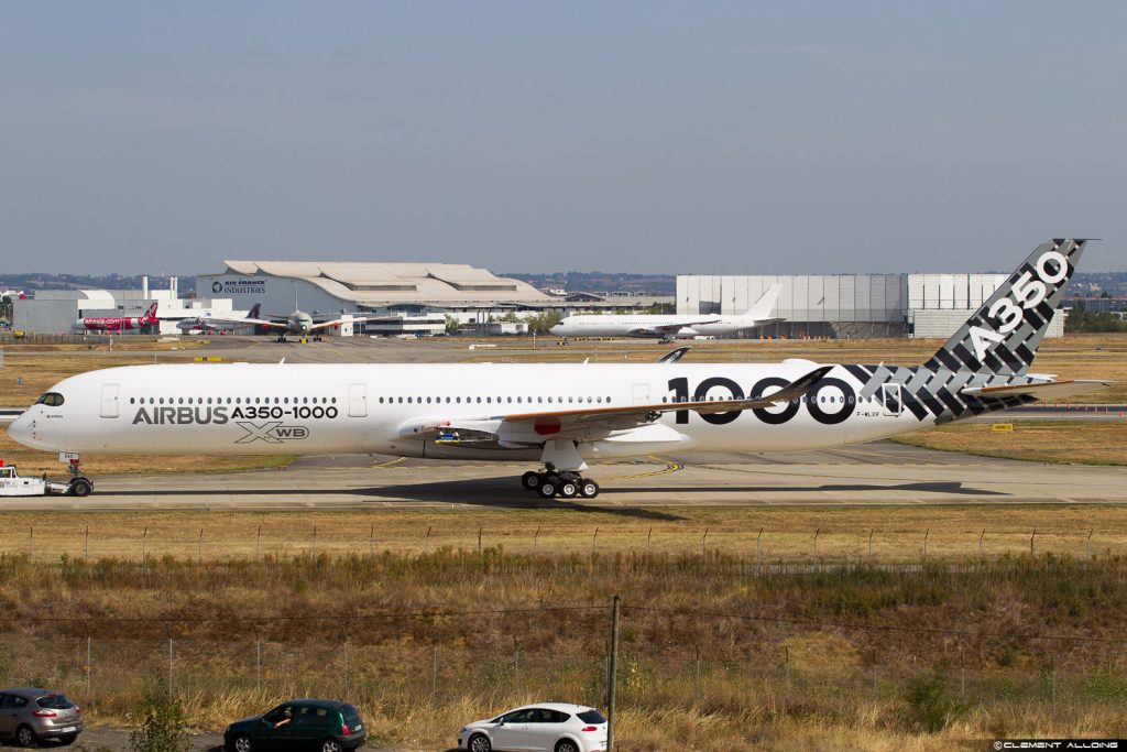 Avião Airbus A350-1000