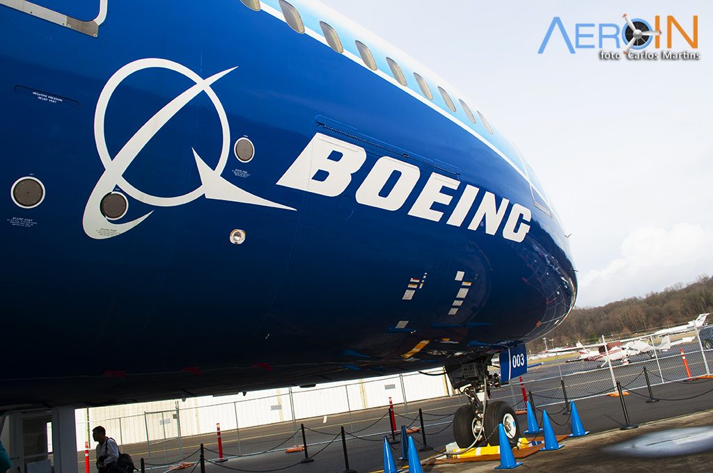 Boeing 787 logo