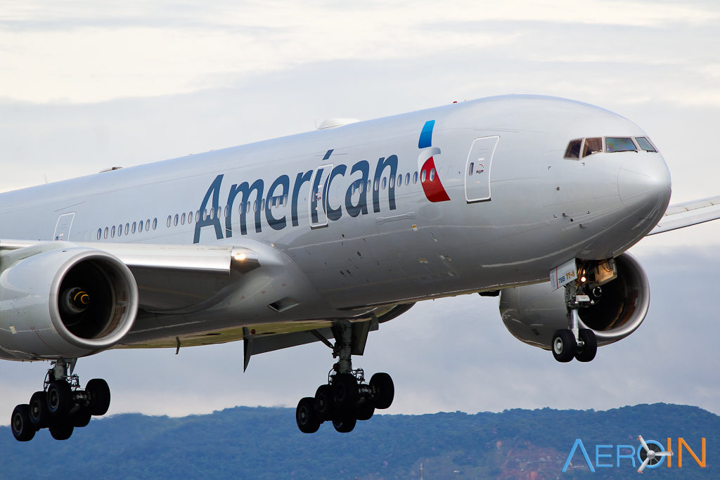 Avião Boeing 777 American Airlines