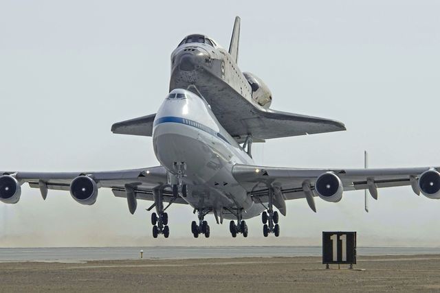 Boeing 747 Ônibus Espacial