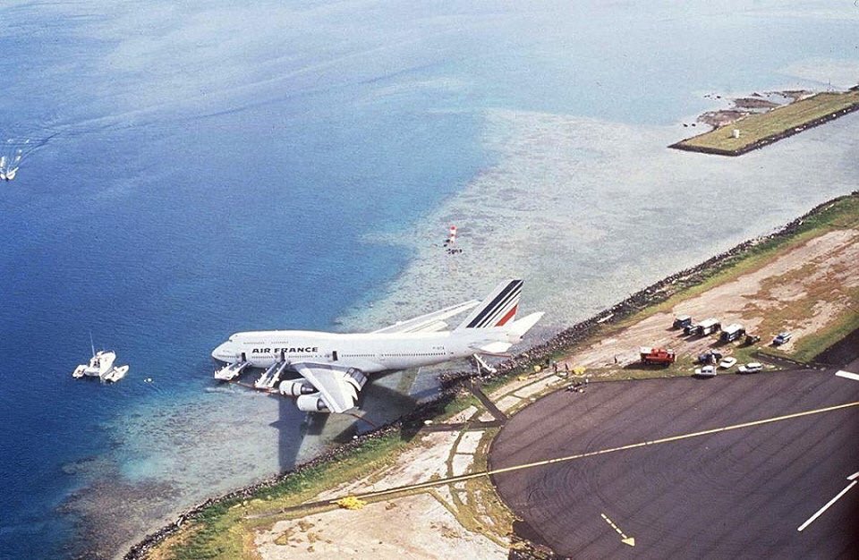 Air France 747-400 Runway Overrun