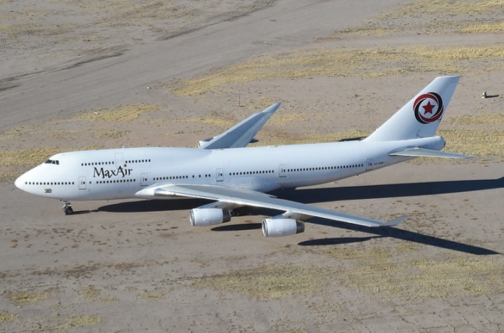 Avião Boeing 747 Max Air