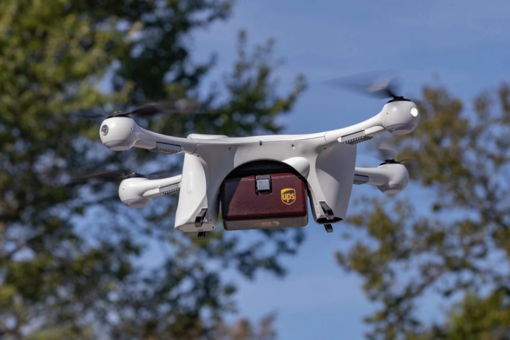 UPS drone entrega aérea pacote