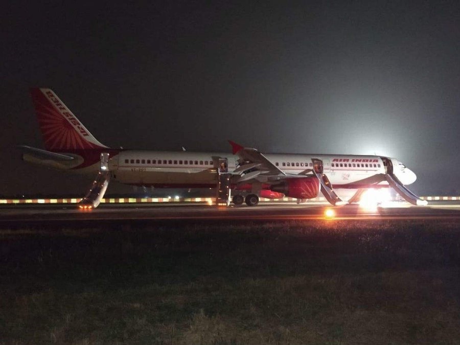 Emergência Fogo Motor Air India A321