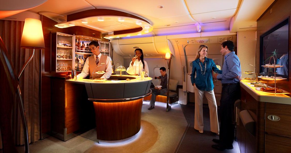 Bar lounge A380 Emirates