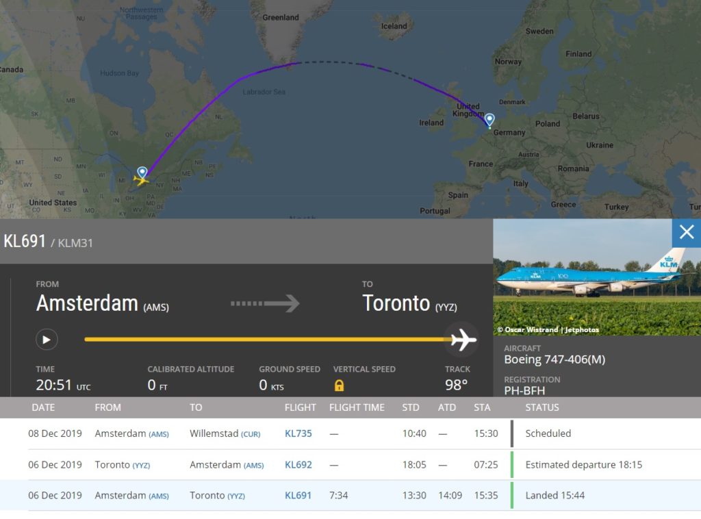 Flight Radar 24 Voo KL691 Toronto motor 747 atingiu caminhonete