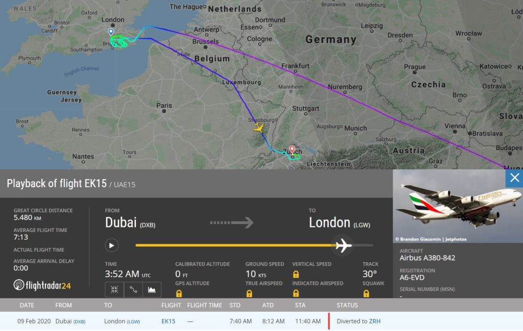 FlightRadar24 Voo A380 Emirates Desvio Ciara Londres
