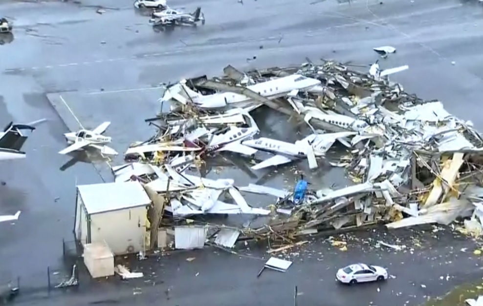Aeroporto Nashville Tornado