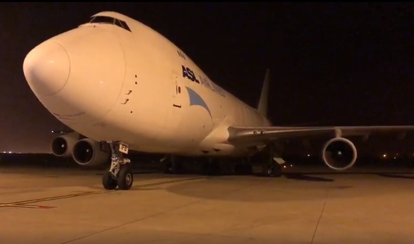 Avião Boeing 747-400F ASL Airlines Máscaras Liège