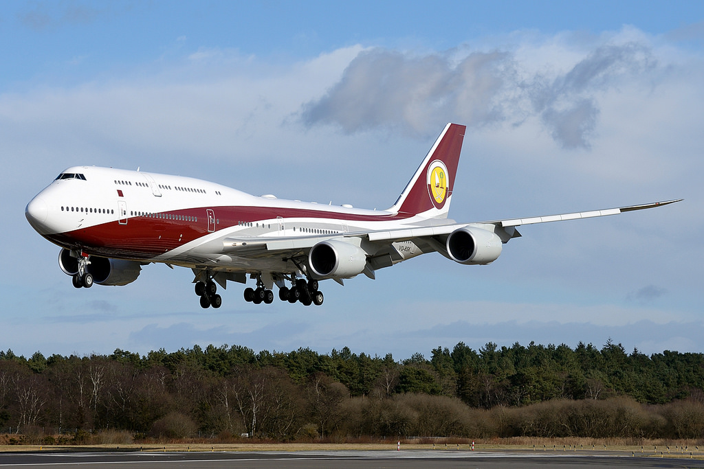 avião boeing 747-8i jato executivo vip qatar