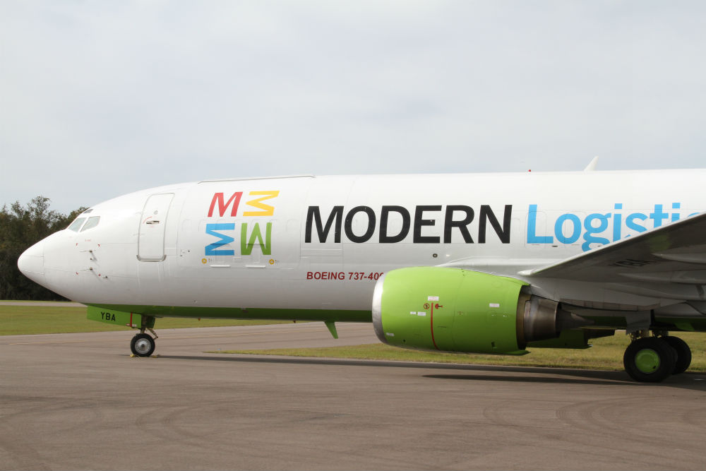 avião boeing 737 Modern Logistics