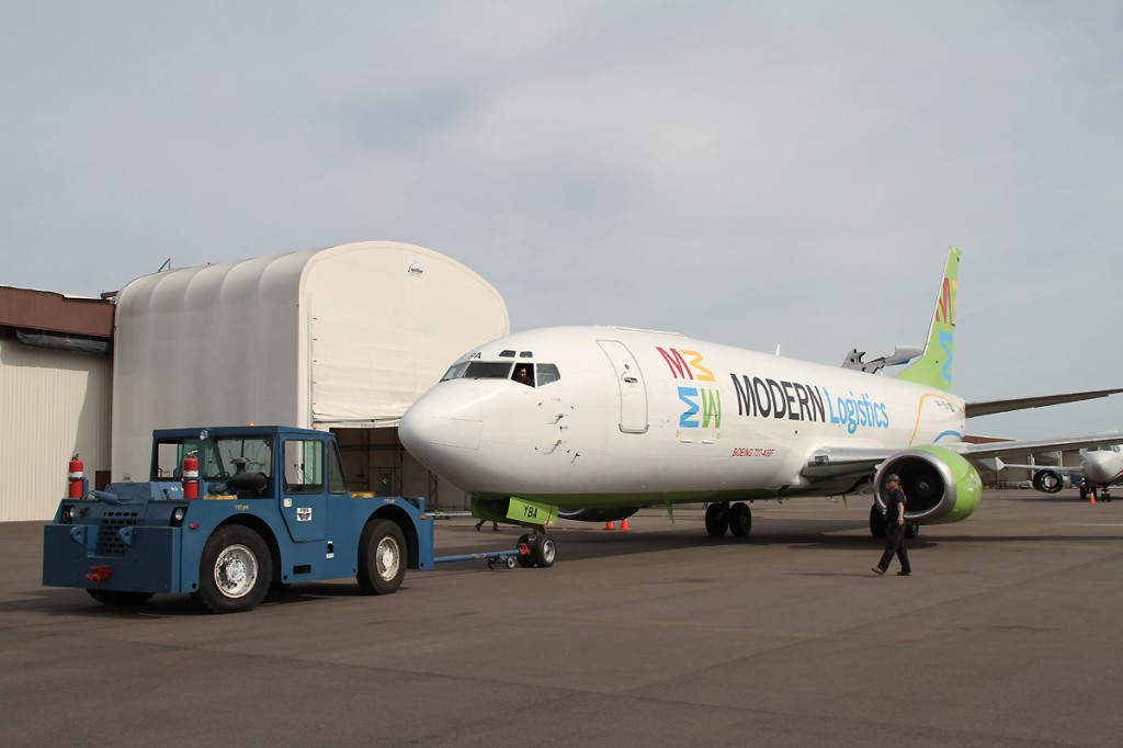 Boeing 737 Modern Logistics