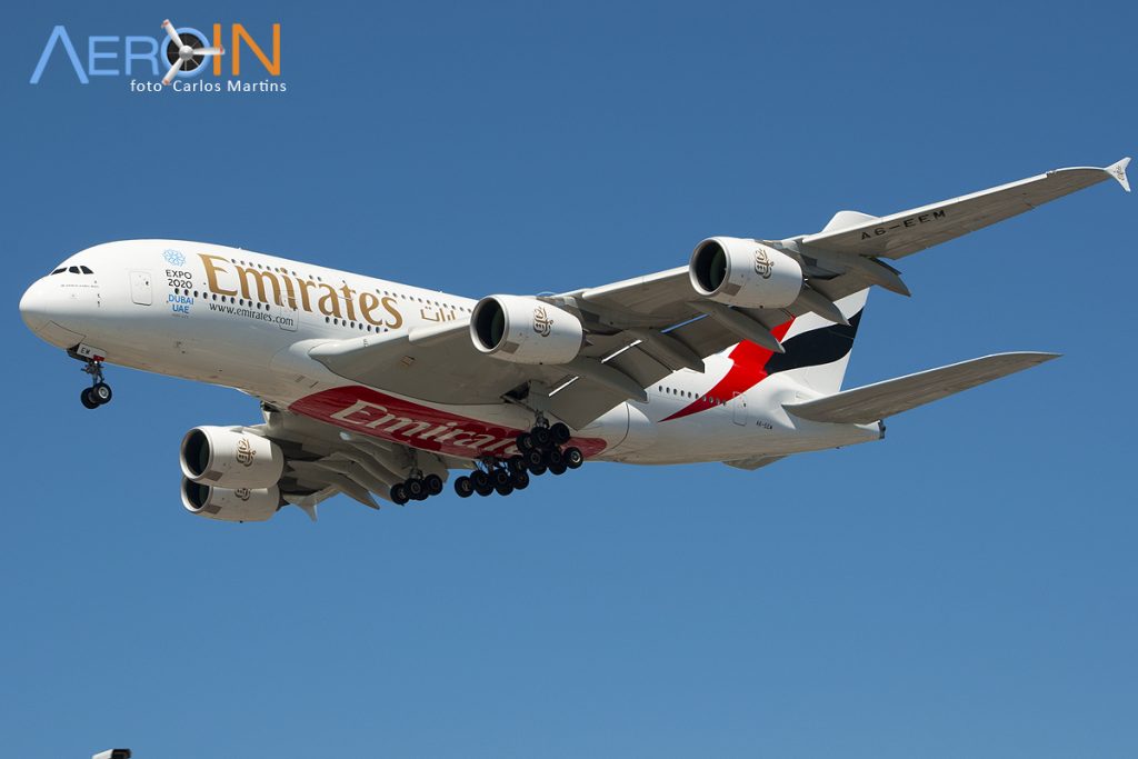 emirates-a380-lax