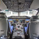 cockpit boeing 787-9 air china
