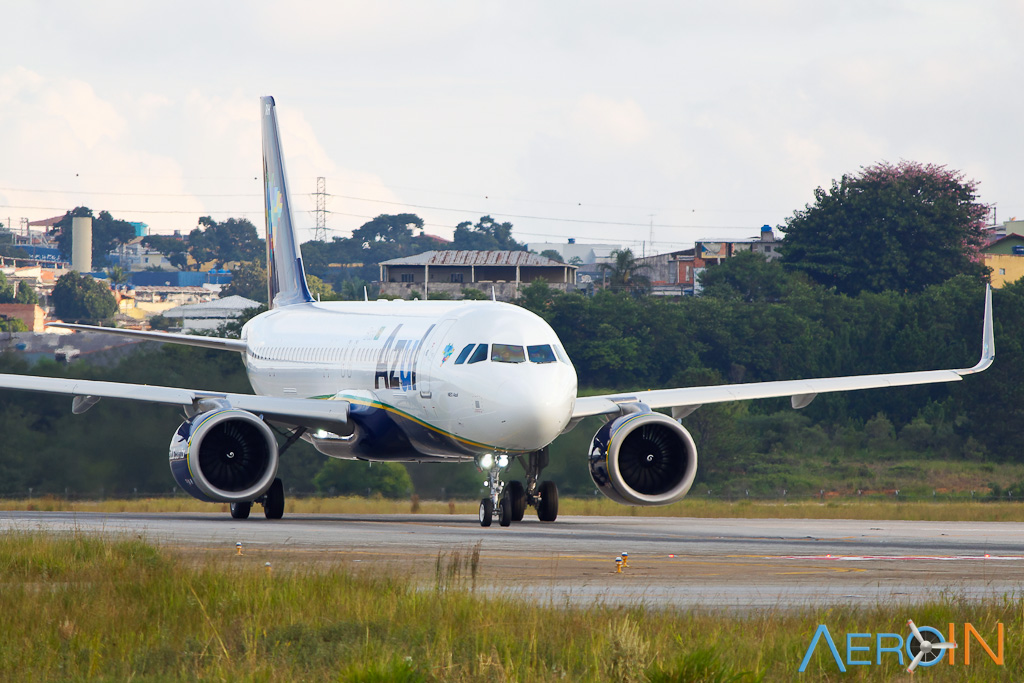 Avião Airbus A320neo da Azul