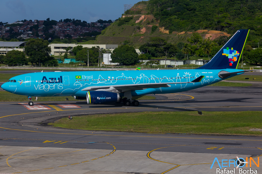 Avião Airbus A330 Azul Viagens