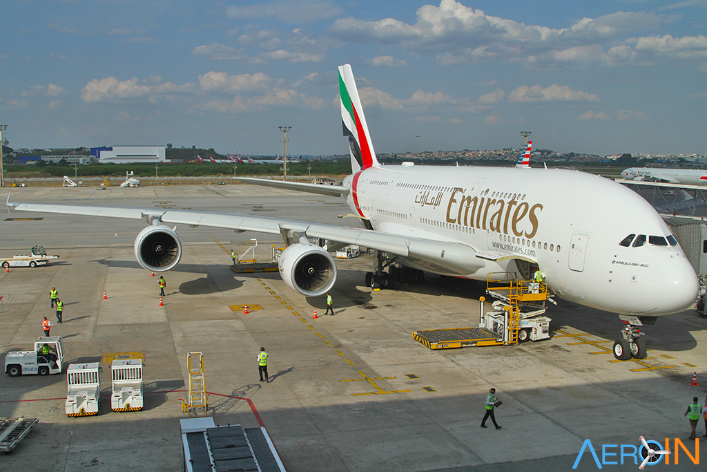 Avião Airbus A380 Emirates