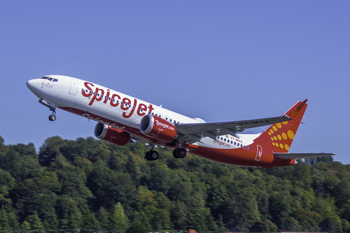 Boeing SpiceJet 737 MAX 8