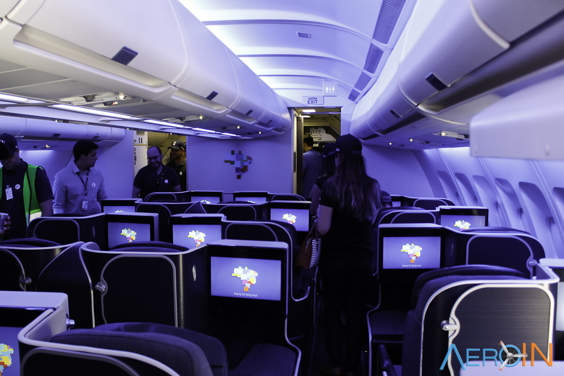 Interior Avião Airbus A330-200 Azul Linhas Aéreas Executiva