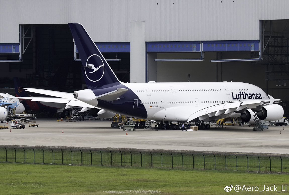 Avião Airbus A380 Lufthansa New Livery Guangzhou