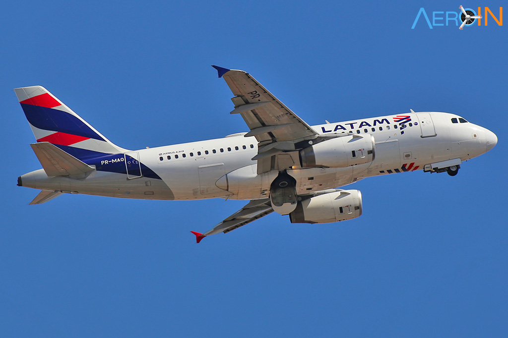 Avião Airbus A319 LATAM Airlines
