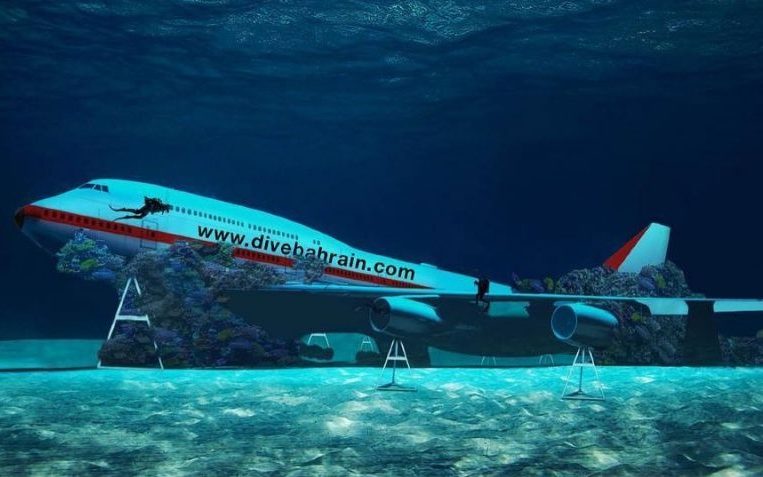 Dive Bahrain 747 Submerso