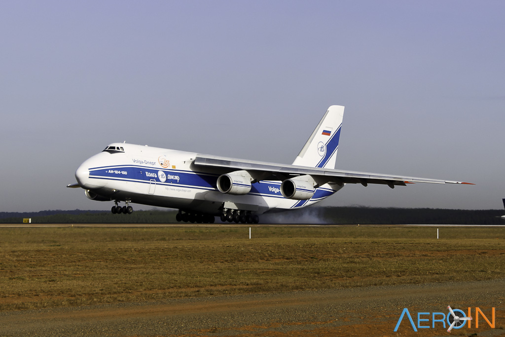 Avião Antonov An-124 Volga