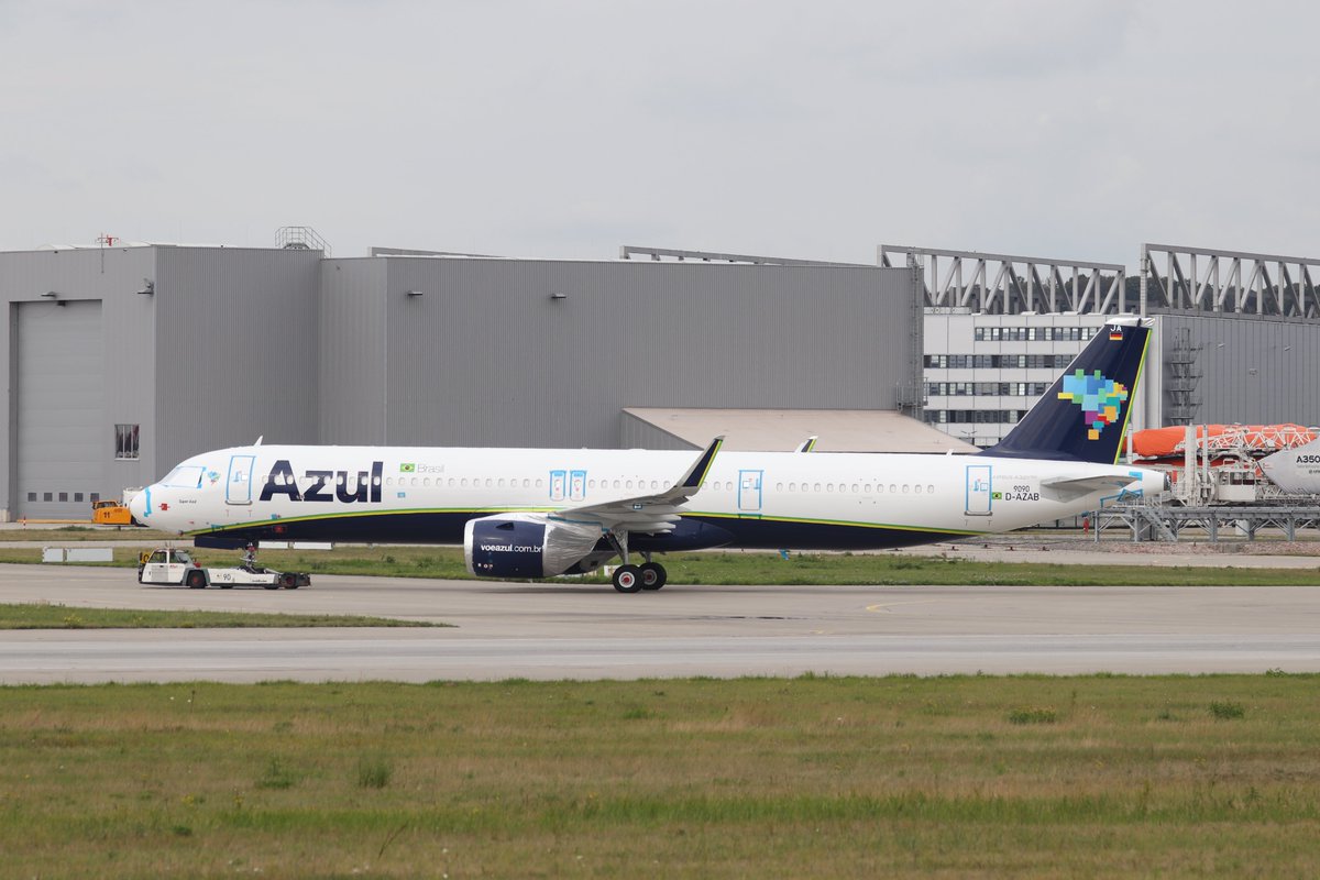 Avião Airbus A321neo Azul