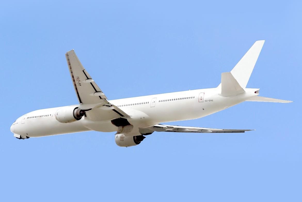 Emirates 777-300 A6-EMX