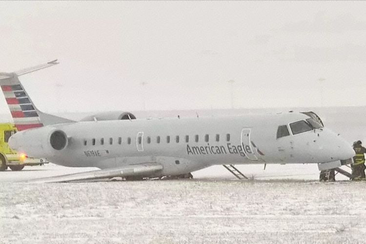 Envoy Embraer 145 N619AE Acidentado Chicago