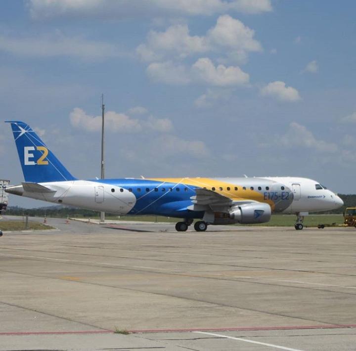 Embraer E175-E2
