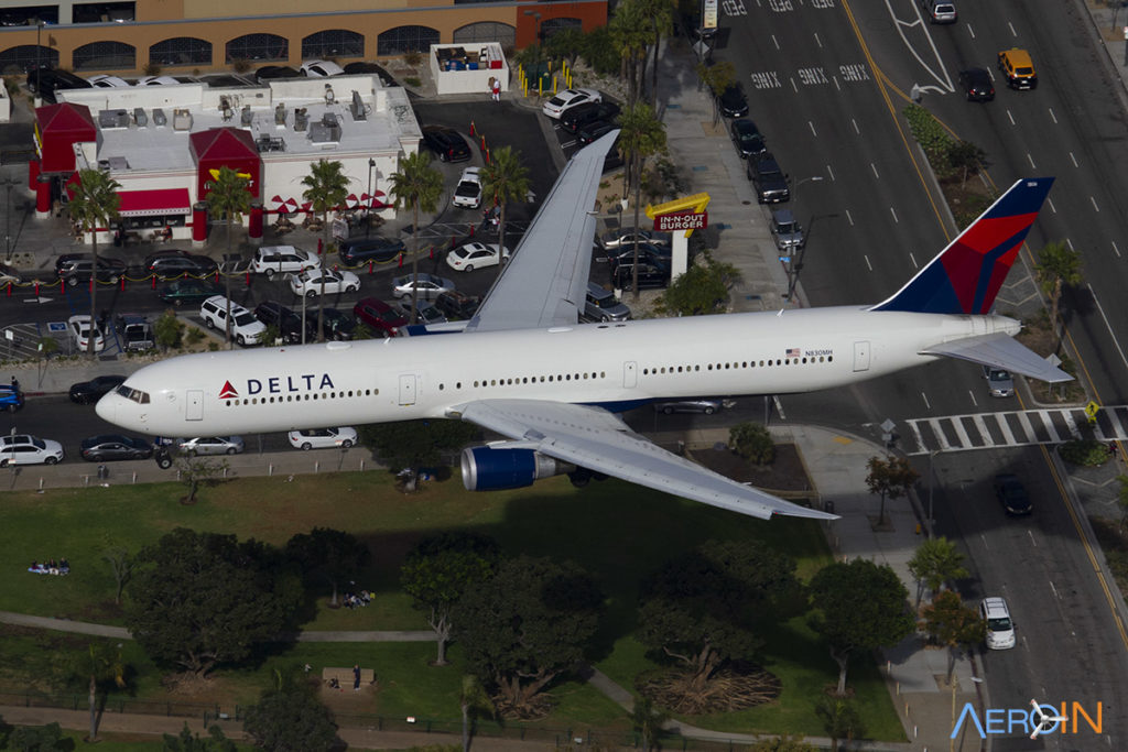Avião Boeing 767-400 Delta Air Lines