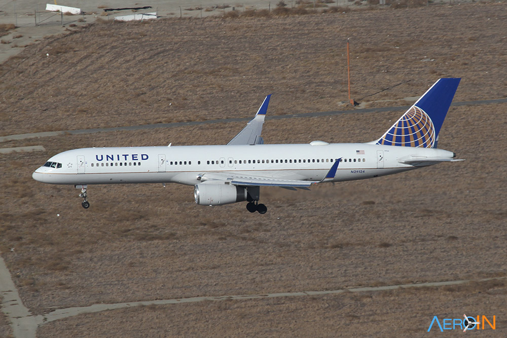 Avião Boeing 757-200 United