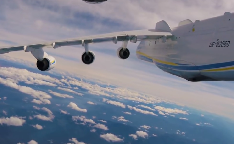 Vídeo Voo Antonov AN-225 Mriya