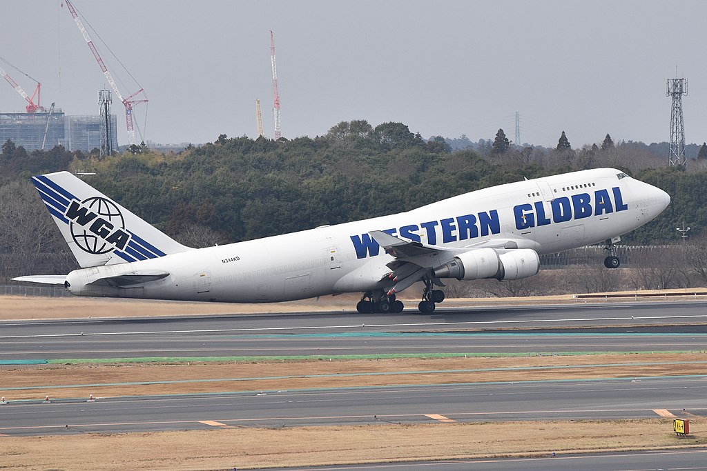 Avião boeing 747-400F Western Global Airlines