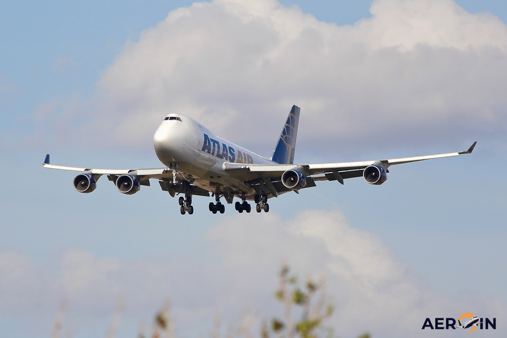 Avião Boeing 747-400F Atlas Air