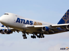 Avião Boeing 747-400F Atlas Air