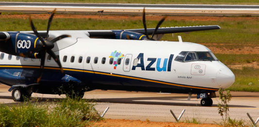 Avião ATR 72-600 Azul