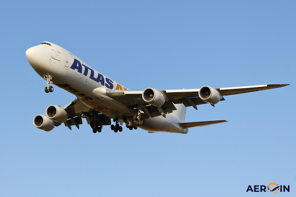 Avião Boeing 747-8F Atlas Air