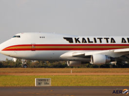 Avião Boeing 747-400F Kalitta Air