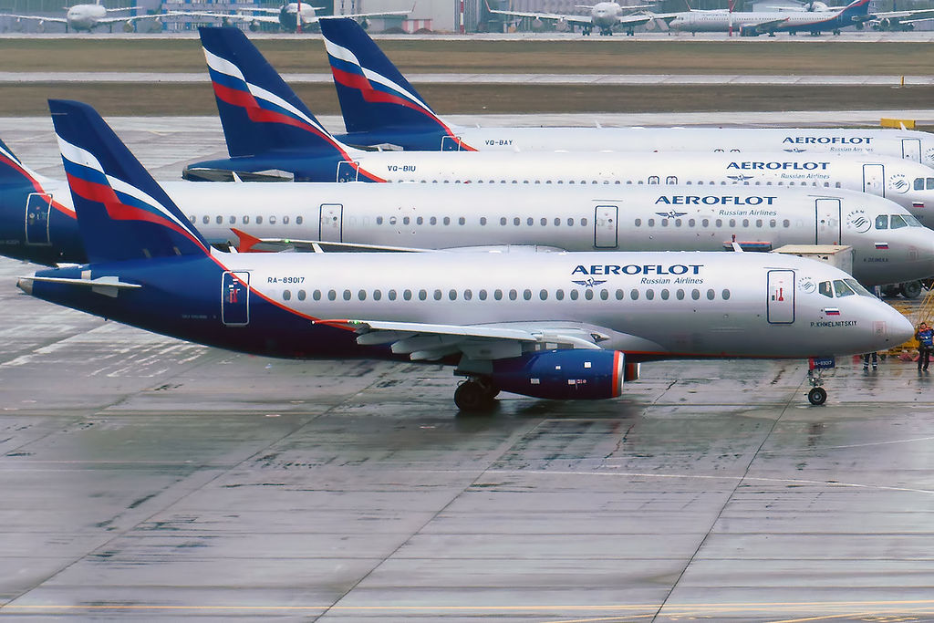 Avião Sukhoi Superjet 100-95 Aeroflot