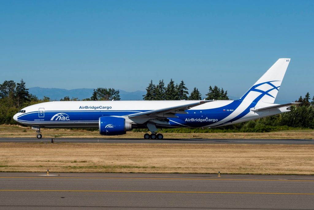 Avião Boeing 777F AirBridgeCargo
