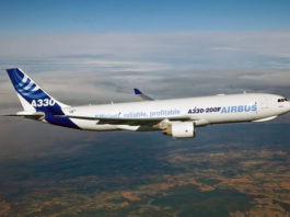 Avião Airbus A330-200F A330F
