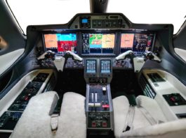 Embraer Phenom 300 Cockpit Prime You