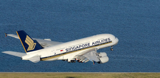 Avião Airbus A380 Singapore Airlines