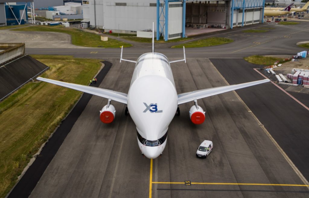 Avião Airbus Beluga XL #3