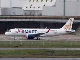 Avião Airbus A320neo JetSMART