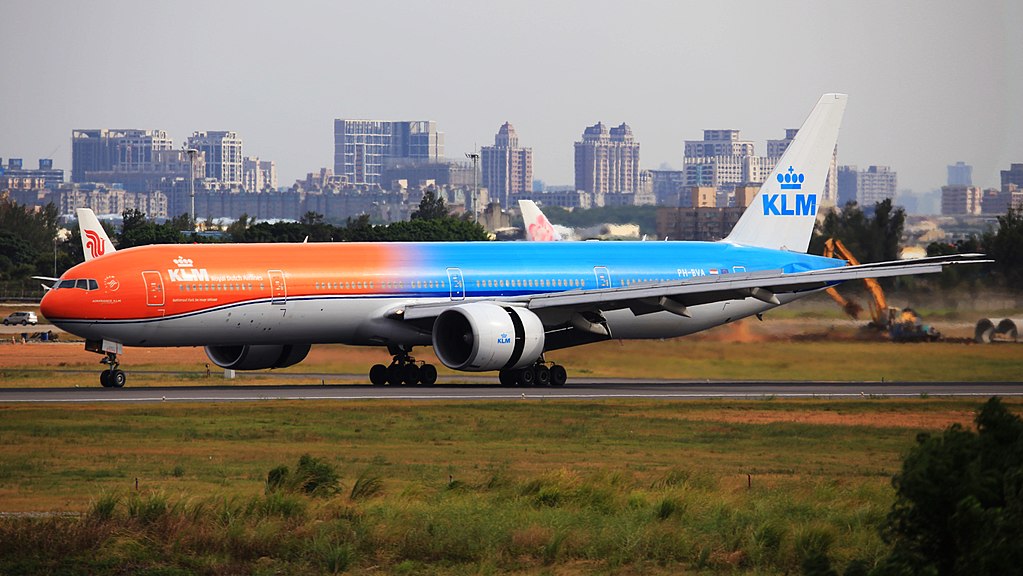 Avião Boeing 777-300 KLM