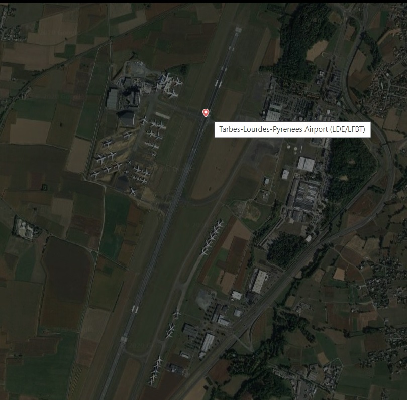 Aeroporto Tarbes Vista Aérea FlightRadar24 Google Maps