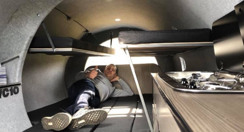 Carenagem motor avião mini-trailer cozinha camas